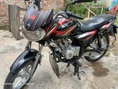 Bajaj Discover 125